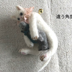 ホタテ缶様専用ページ　白猫ちゃんとテディベア　ブローチ＆ネックレス＆バッグチャーム 6枚目の画像