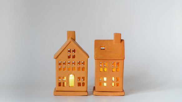 Little House Candle Holder - Terra Cotta - Handmade 1枚目の画像