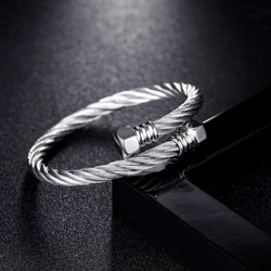 Stainless Steel Multi-strand bangle with nut ends Slip-on 3枚目の画像