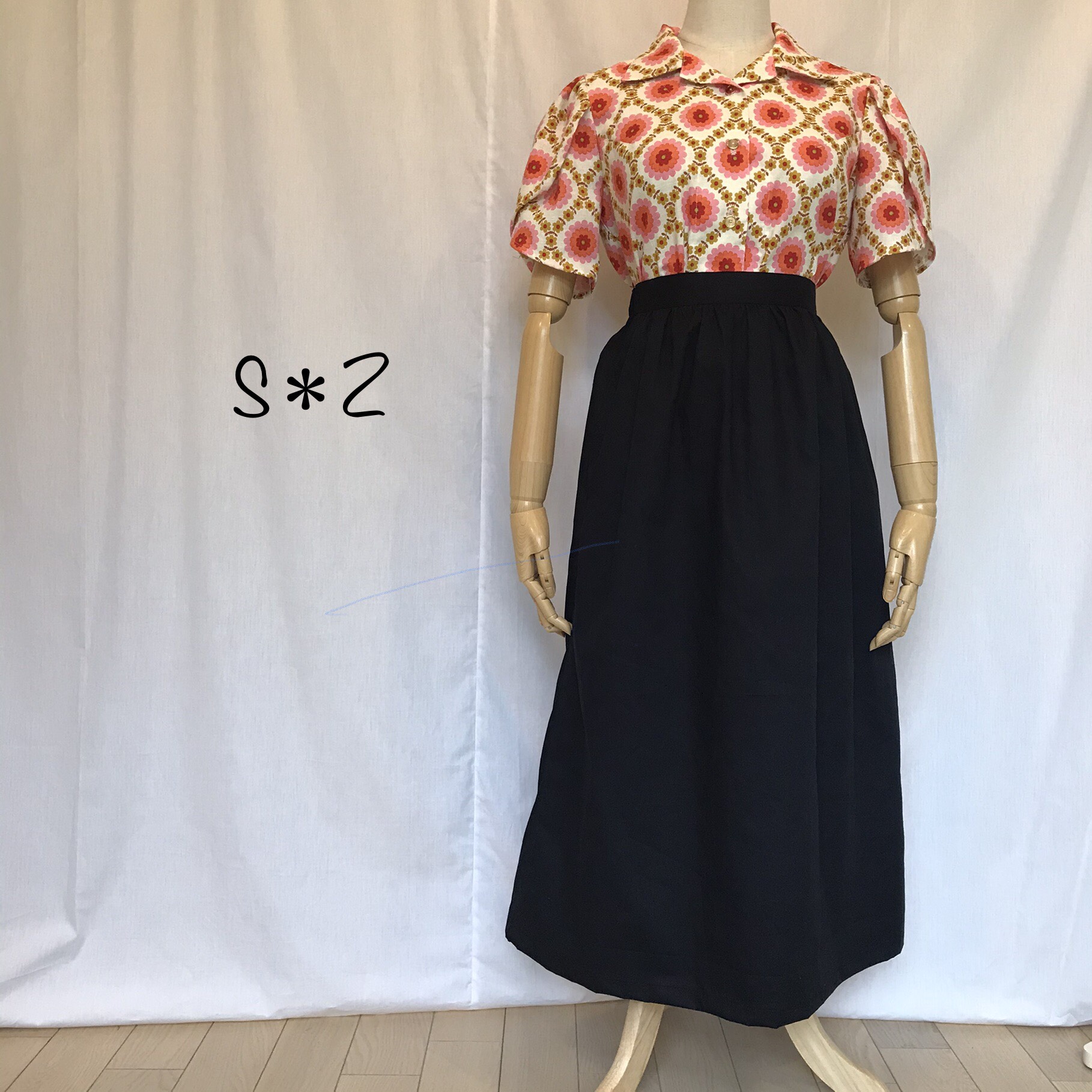 半袖チューリップ袖が可愛い❤︎シャツカラーレトロブラウス(ピンク)