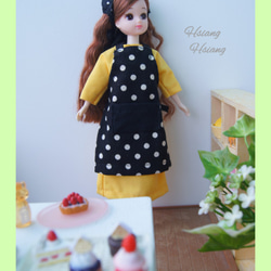 **Hsiang Hsiang**—リカちゃんのお洋服--licca--莉卡娃娃--黑白點點圍裙+黃色連身裙 第6張的照片