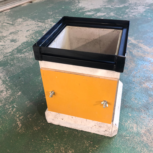 日本蜜蜂 重箱用巣箱台 コンクリート桝 ハウス・小屋 まめしば 通販