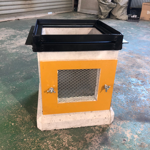 日本蜜蜂 持ち上げ機対応巣箱台 メッシュ底板2台セット 29cm用ポポラス 日本蜜蜂 重箱用巣箱台29cm用 メッシュ底板セット