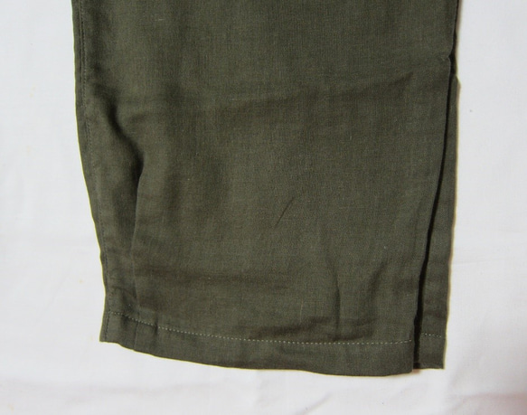 Wガーゼの体に優しいパンツ（ダークグリーン）裾タック 5枚目の画像