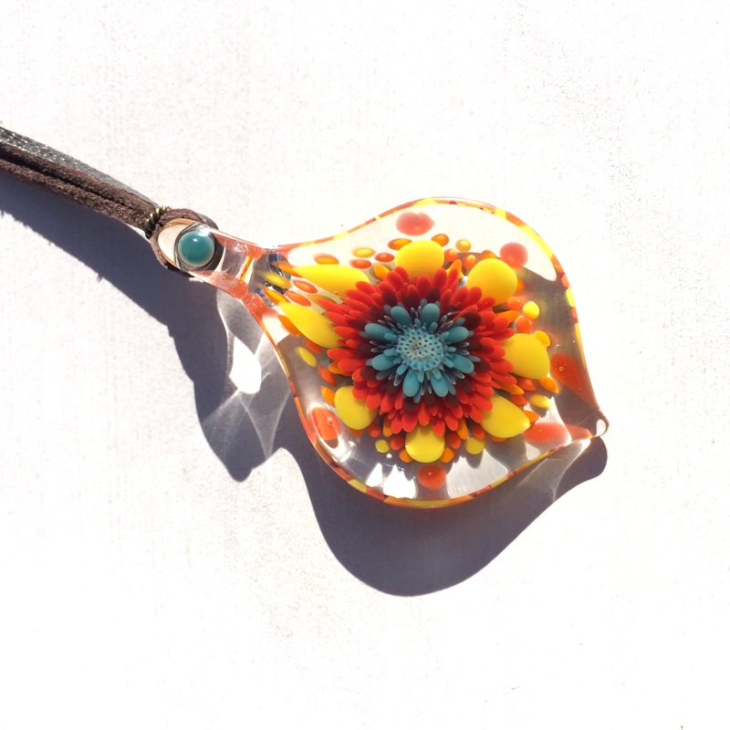 ペンダントトップ Cham/牛革