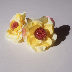 Fleurイヤリング-黄蘗 3枚目の画像
