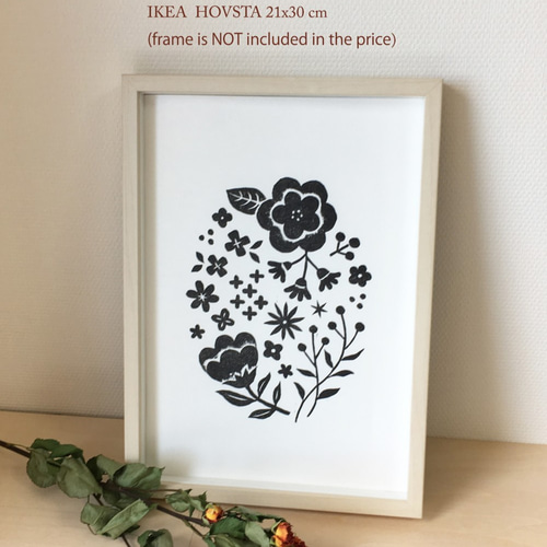 花と木の実の版画　額縁付き 青の鉢と黄色の花束絵画 版画 玄関 リビング 額入り 花の絵