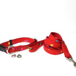 赤ラメ入り生地　ハート柄　中型～大型犬首輪リードセット　 1枚目の画像