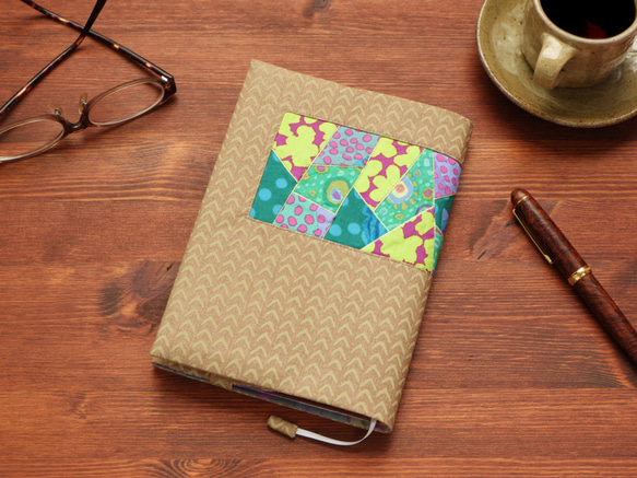 ブックカバー（四六判） ～水琴窟の庭～ 1枚目の画像