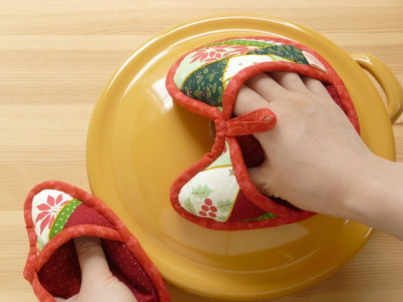 鍋つかみ（めんどり）のペア ～星降る夜に～ レッド 1枚目の画像