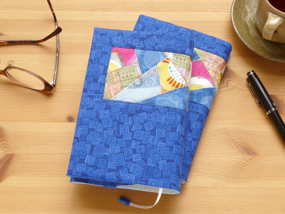 ブックカバー（新書判） ～陽気なカモメ、風に乗る～ 1枚目の画像