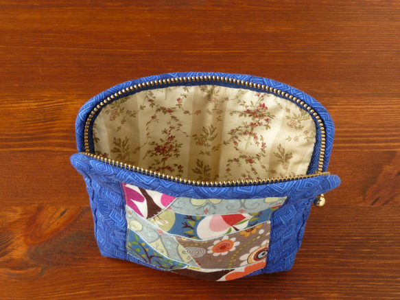 ポーチ ～屋根の上のお花畑～ B 4枚目の画像