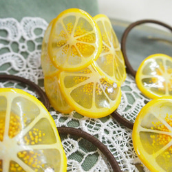 フレッシュ！大きな輪切りレモンがいっぱいのヘアゴム(受注制作) 8枚目の画像