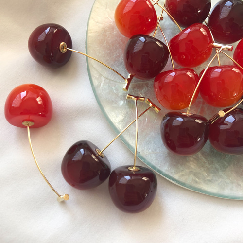 新作⭐　ツイード　ケミカルレース　ボタン　カボション　ピアス　イヤリング　赤　春 新作⭐ ツイード ケミカルレース ボタン カボション ピアス