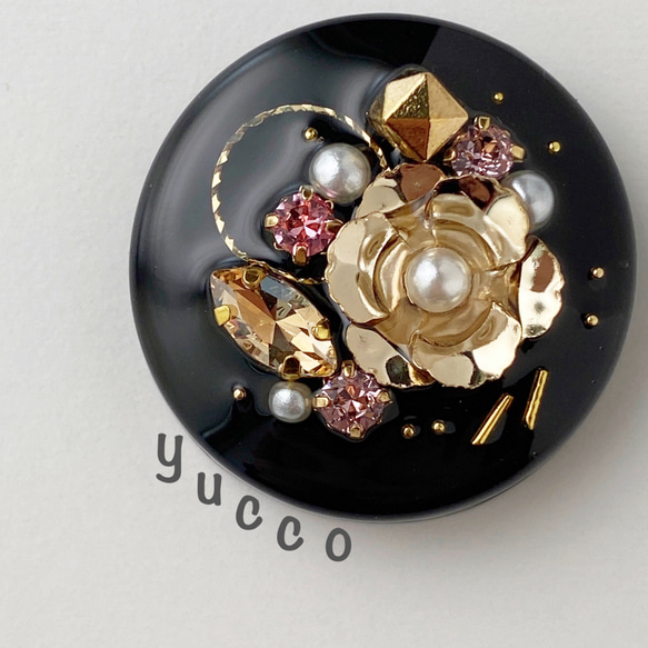 【レジン＊ポニーフックヘアゴム帯留め】たっぷりビジュー✧‧˚ブラック×ホワイト ◇受注制作◇【レジン＊ポニーフック・ヘアゴム・帯留め