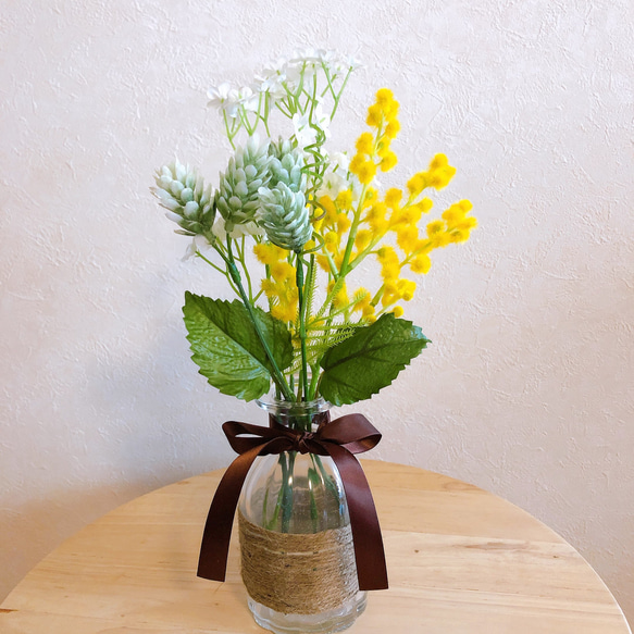 【花瓶なし】ミモザ　造花　インテリア　ウェルカムスペース 1枚目の画像