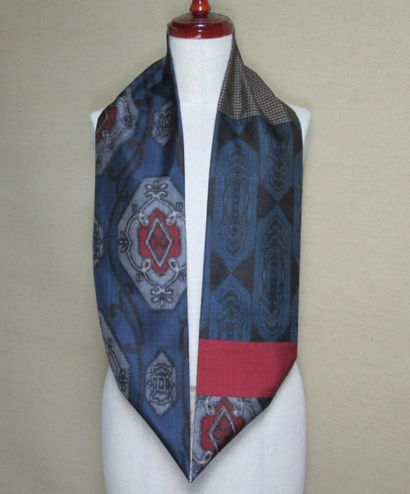 着物リメイク　6種類の上質な大島紬のパッチワークスヌード 3枚目の画像