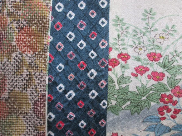 着物リメイク　本絞り模様×花模様の小紋着物×大島紬のコラボスヌード 5枚目の画像