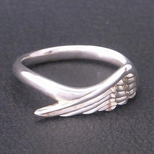 完売品 NSH 1st RING シルバーリング 翼 ダイヤ 羽根 指輪 完売品 NSH 1st RING シルバーリング 翼 ダイヤ 羽根 指輪