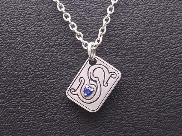 シルバー アルファベットモチーフ ネックレス ステンレス イニシャルネックレス ぷっくり アルファベットネックレス