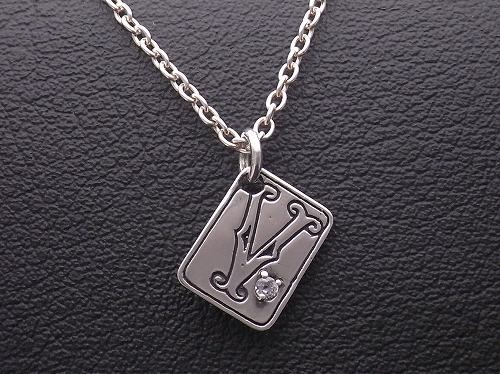 アルファベットネックレスV シルバー925 【刻印無料】 アルファベット イニシャル V ネックレス ペンダント 天然石 4,686円
