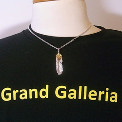 シルバー925×真鍮　ハートフェザーネックレス　中　Grand Galleria 3枚目の画像