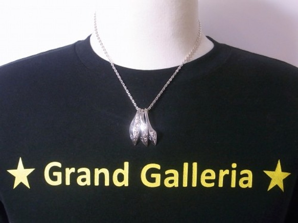 シルバー925　唐草模様リーフネックレス　選べる天然石・誕生石　Grand Galleria 3枚目の画像