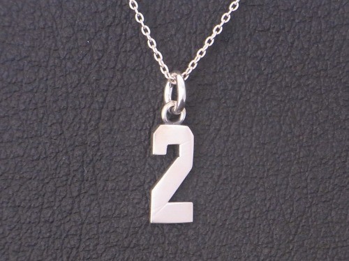 シルバー９２５　背番号「２」ネックレス 　小　Grand Galleria