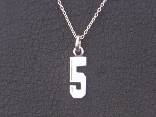 シルバー９２５　背番号「５」ネックレス 　小　Grand Galleria