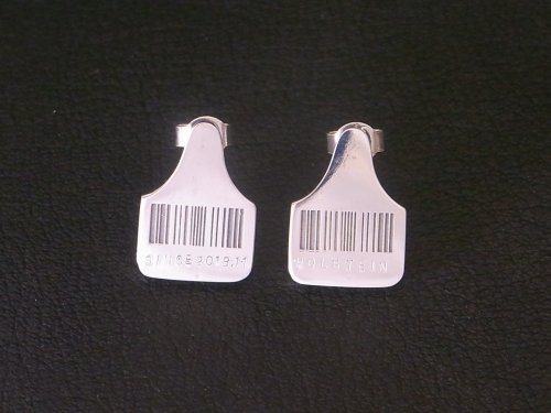 【両耳用】シルバー９２５　牛の耳標ピアス　Grand Galleria