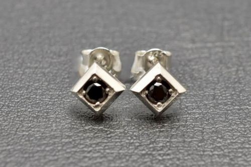 【両耳用】シルバー９２５　スクエアピアス　ブラックキュービックジルコニア　Grand Galleria