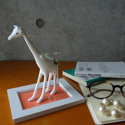 moss giraffe（モスジラフ）glassシリーズ_キリンと植物の置物 5枚目の画像