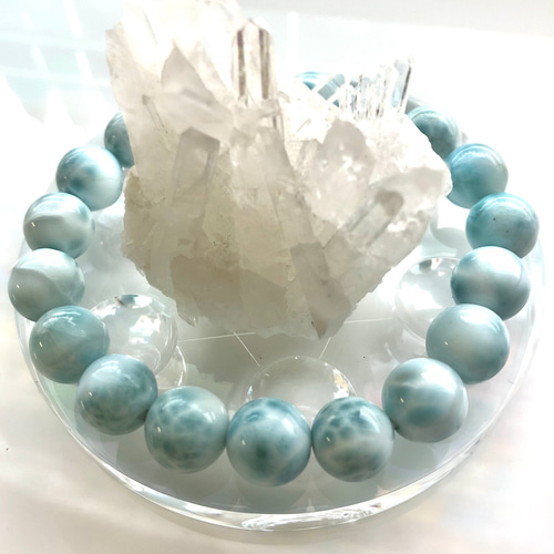 定番の中古商品 幻想的な湖氷♡精神の安定と癒し効果・世界三大ヒーリング アクセサリー