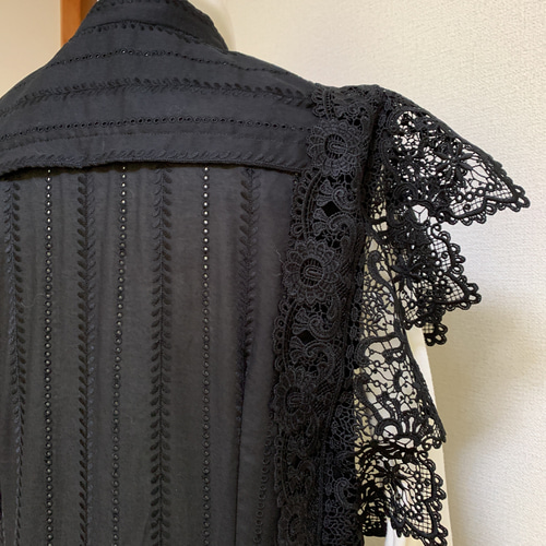 綿ローン刺繍生地ハンドメイドワンピース黒レ―ス袖 ワンピース