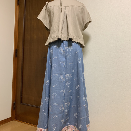 ユニコーンメルヘン刺繍生地のマキシスカート フレアスカート さおりん  