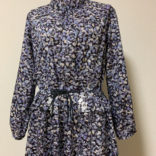 リバティ生地ハンドメイドワンピース：ブロックンハースト ワンピース  