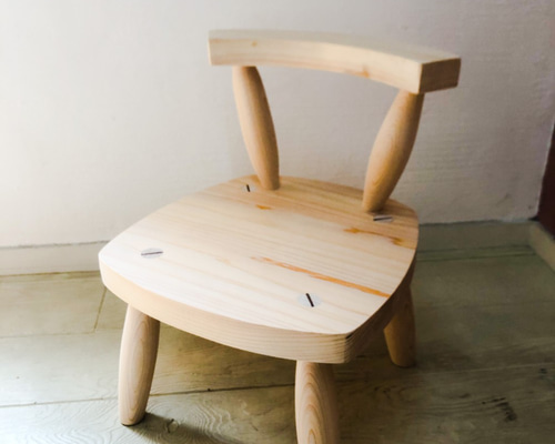 丸太椅子　ヒノキ　背もたれ付き 背もたれ付き丸太椅子 切り株 吉野杉 奈良県 2点1組 焼き杉 ※送料無料