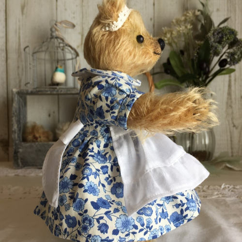 テディベアのお洋服【SSサイズ】 小花プリントエプロンドレス