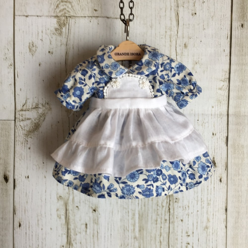 テディベアのお洋服【SSサイズ】 小花プリントエプロンドレス