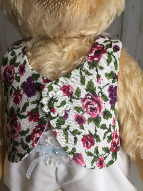 テディベアのお洋服【Lサイズ】　コブラン織り風コットンプリントベスト 6枚目の画像
