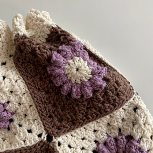 デイジー柄かぎ編み巾着ポーチ(コットン) 巾着袋 heso_knit 通販