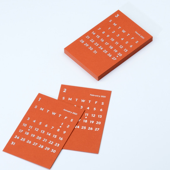 ’CLARA' Desk Calendar 2021 Orange 卓上カレンダー 4枚目の画像