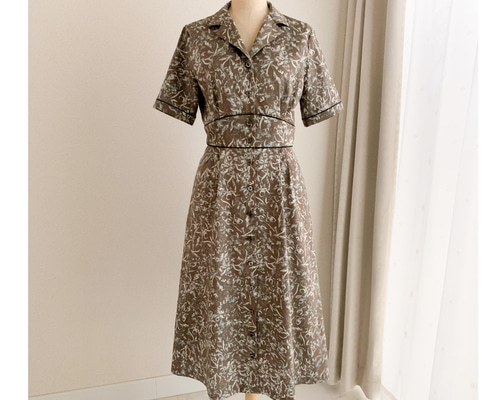 大人気♪【PHASE EIGHT】上品シックに◇リーフ柄ワンピース 全開カシュクールロングワンピース 花柄ワンピース Vネック[品番