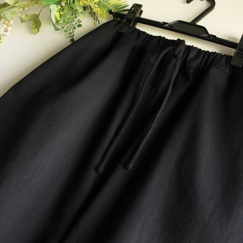 【HAND-MADE】ストレッチバルーンパンツ　通年（黒） c_o_c_o_r_o ストレッチバルーンパンツ 通年（黒） キュロット・ワイド