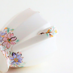 秋桜名入れ対応マグカップ　お花マグカップは可愛らしい大人の雰囲気。新作は、砂糖の衣（アイシ 2枚目の画像