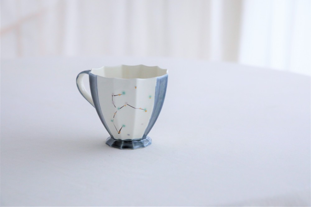 星座マグカップ 獅子座　名入れ無料　贈り物　かわいいラッピング無料