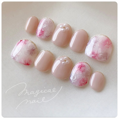 ふんわりフラワーネイルチップ 可愛い ほんのり フレンチ 大人 きれい  