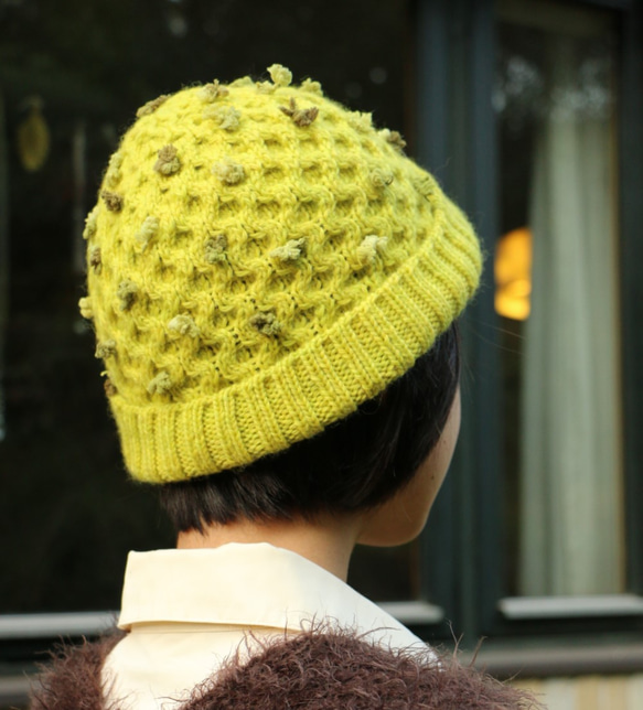 Buttercup 黄緑の帽子 1枚目の画像