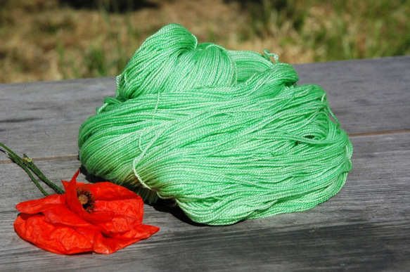 Moegi 手染めの極細毛糸　レース編みに最適　80% Extra Fine Merino + 20% Silk 2枚目の画像