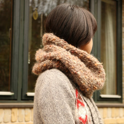 人気のボリュームスヌード！Brown Bubbling Snood　（再販） 3枚目の画像